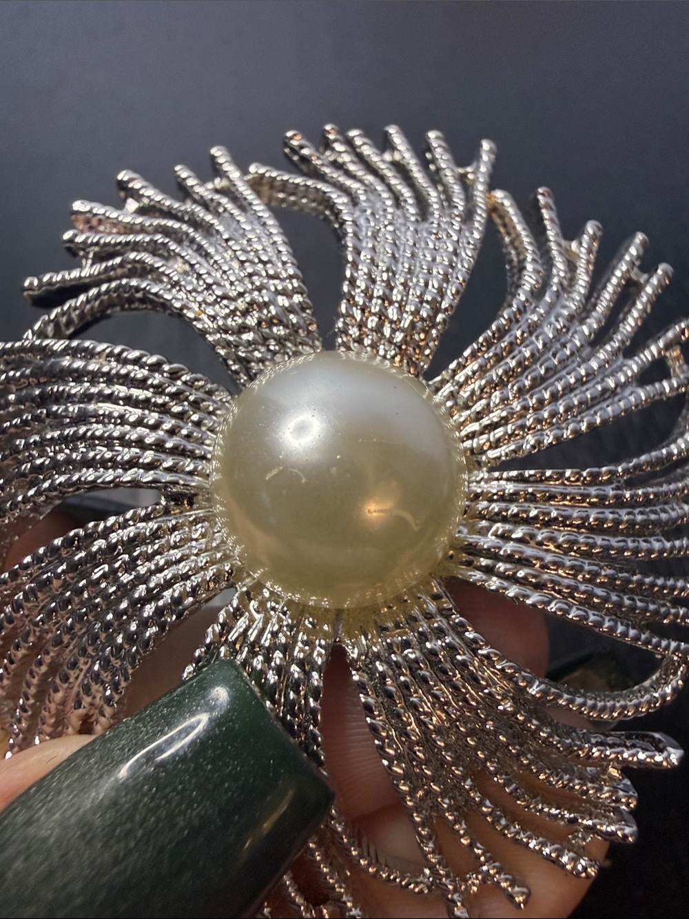 Vintage Butler Pearl Starburst Brooch/Pendant Set - Picture 5 of 9